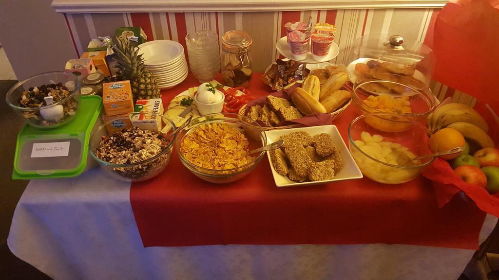 Creedons Traditional Irish Welcome Inn B&B Cork Eksteriør billede